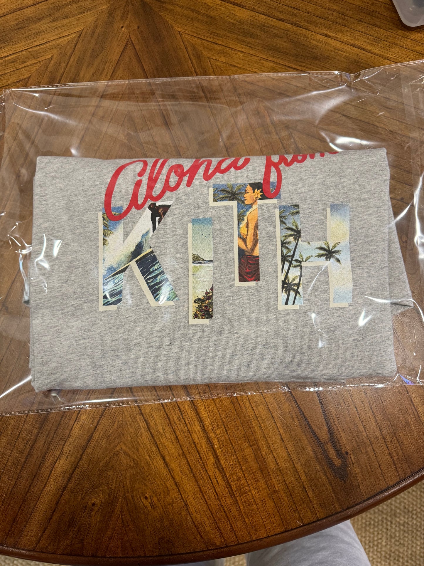 Kith Coca Cola Hawaii Exclusive LS