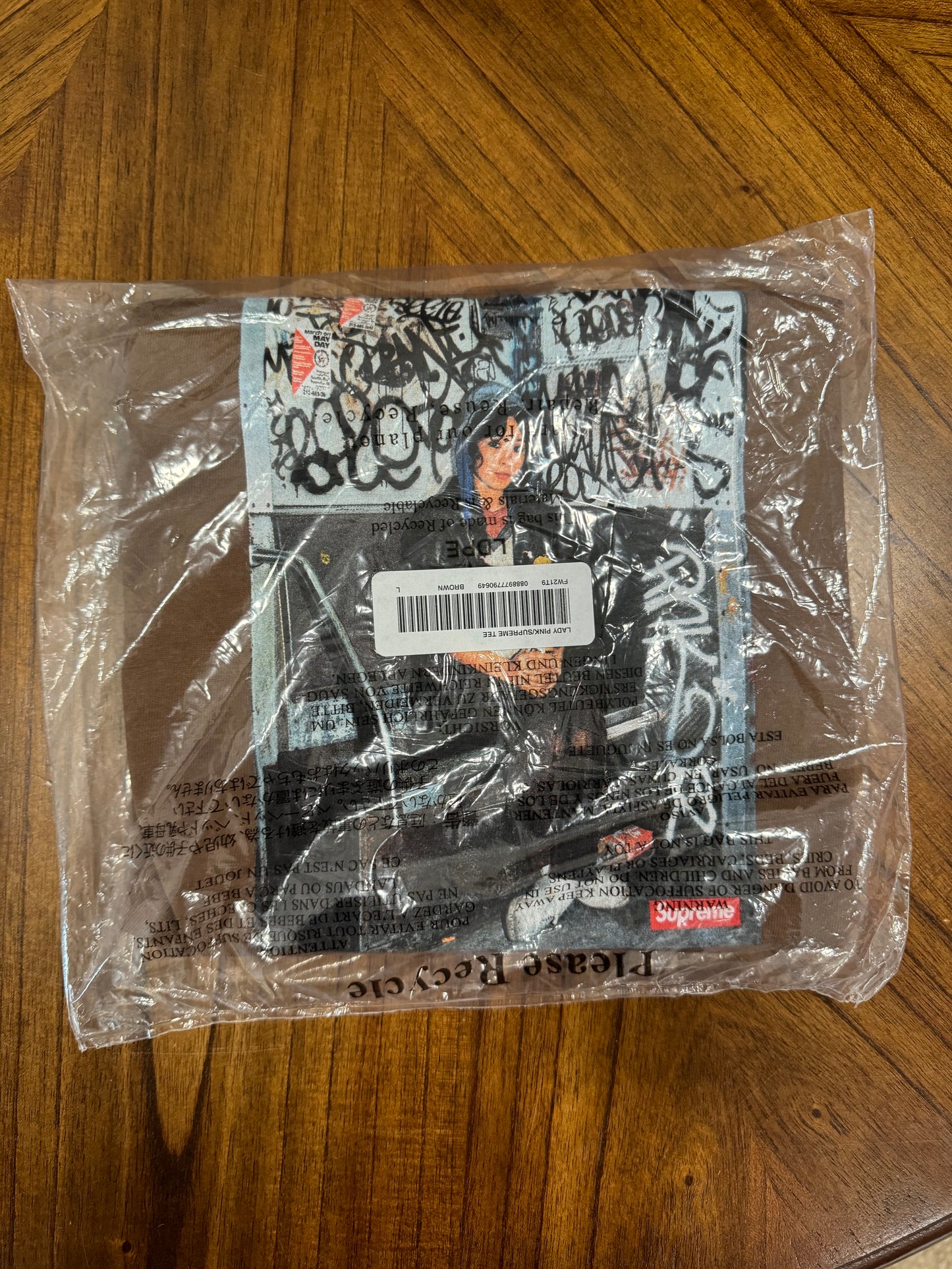 Lady Pink/Supreme Tee